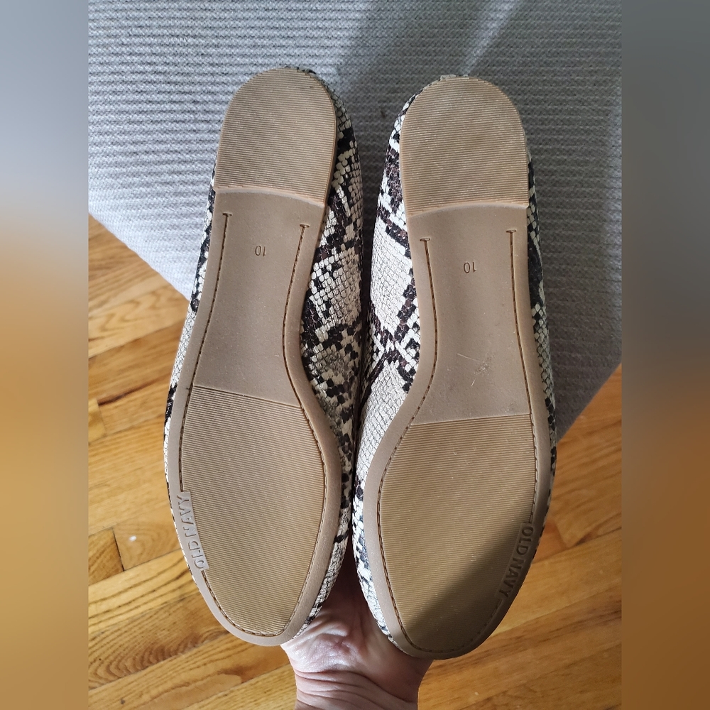 Snake pattern flats - Picture 2 of 3